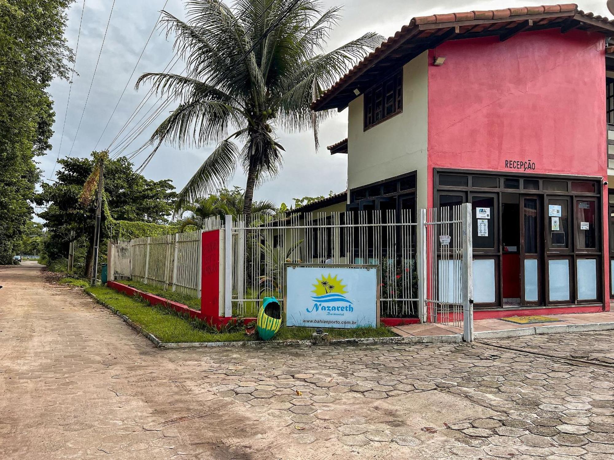 Residencial Taperapua: Beachfront Suites with Pool and High-Speed Internet Porto Seguro Exterior photo