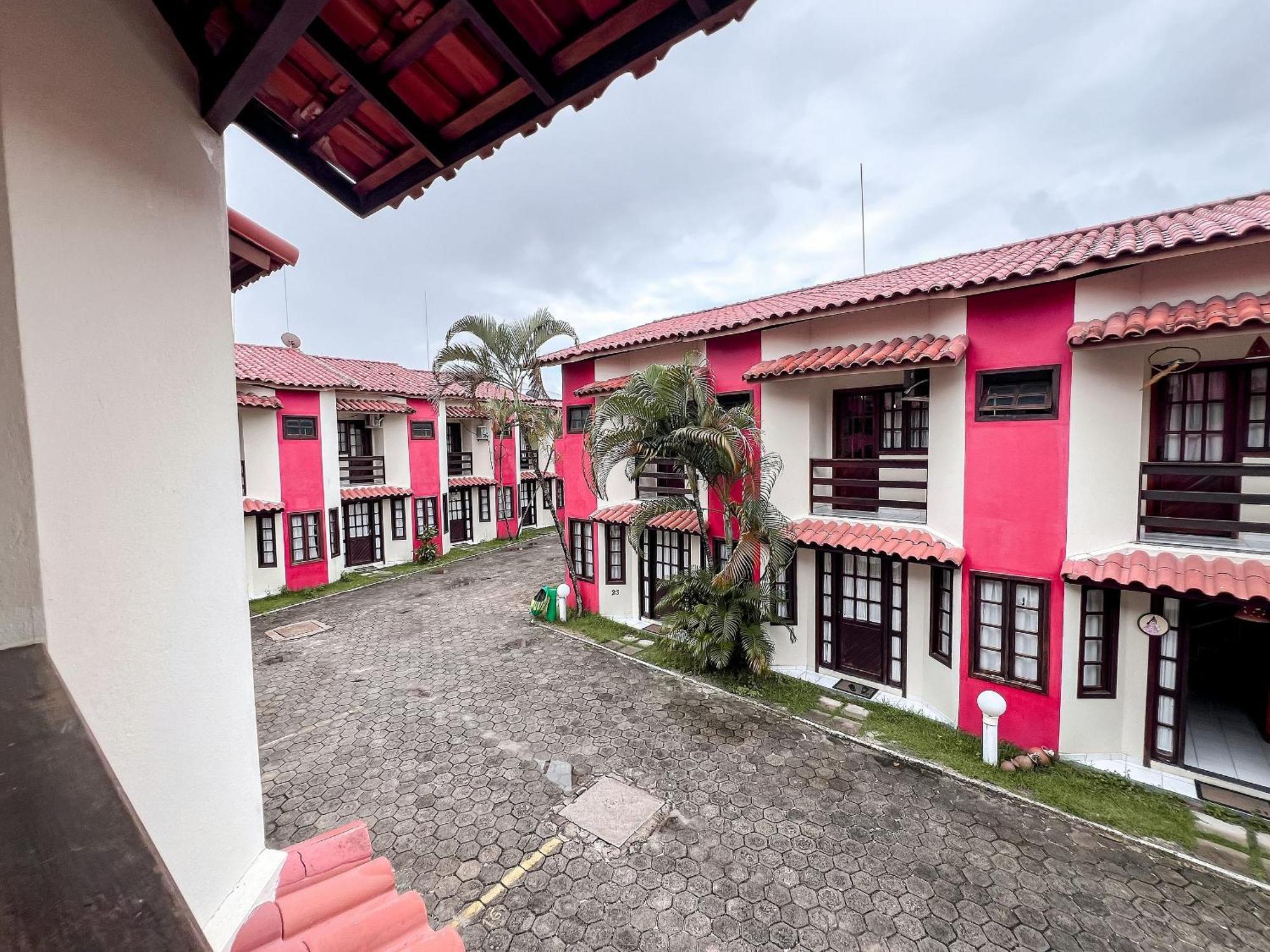 Residencial Taperapua: Beachfront Suites with Pool and High-Speed Internet Porto Seguro Exterior photo