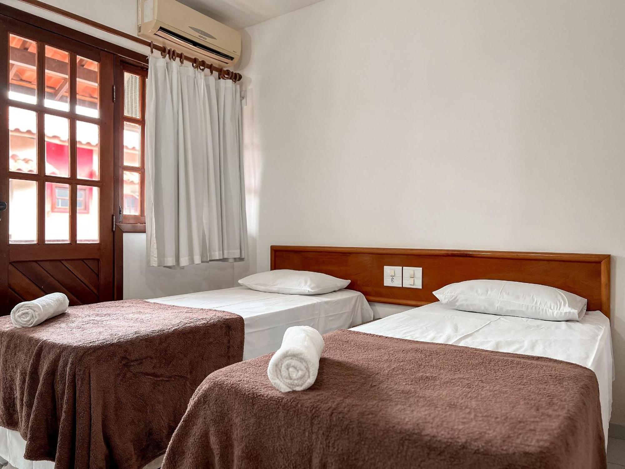 Residencial Taperapua: Beachfront Suites with Pool and High-Speed Internet Porto Seguro Exterior photo