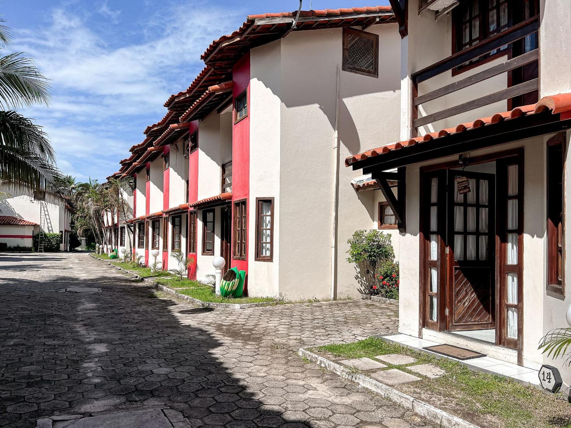 Residencial Taperapua: Beachfront Suites with Pool and High-Speed Internet Porto Seguro Exterior photo