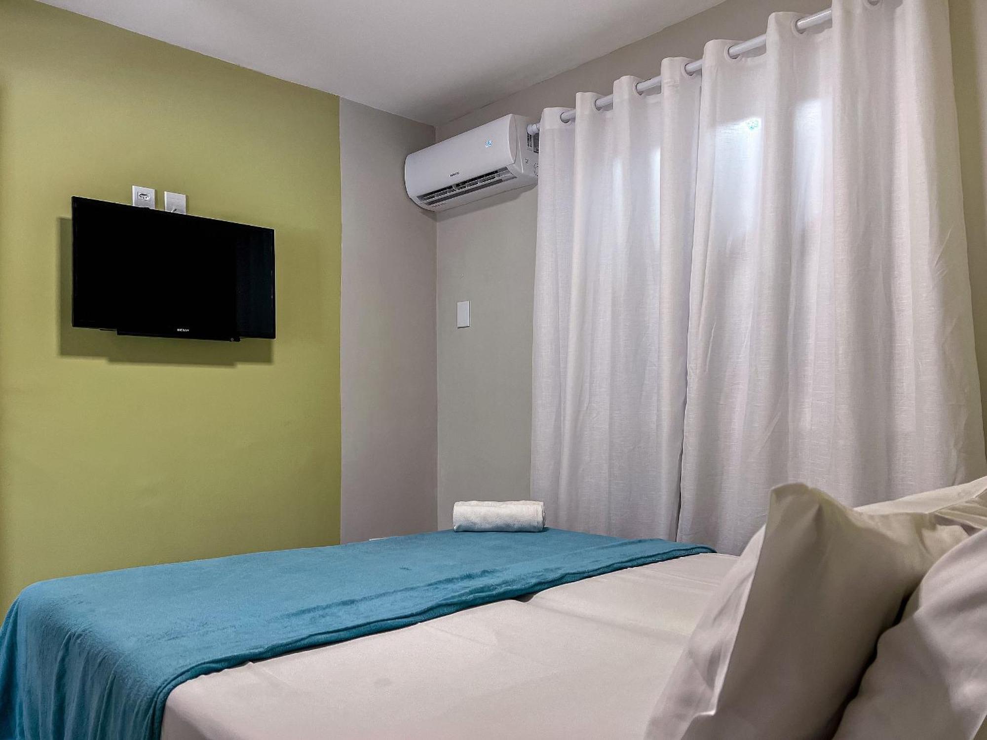 Residencial Taperapua: Beachfront Suites with Pool and High-Speed Internet Porto Seguro Exterior photo