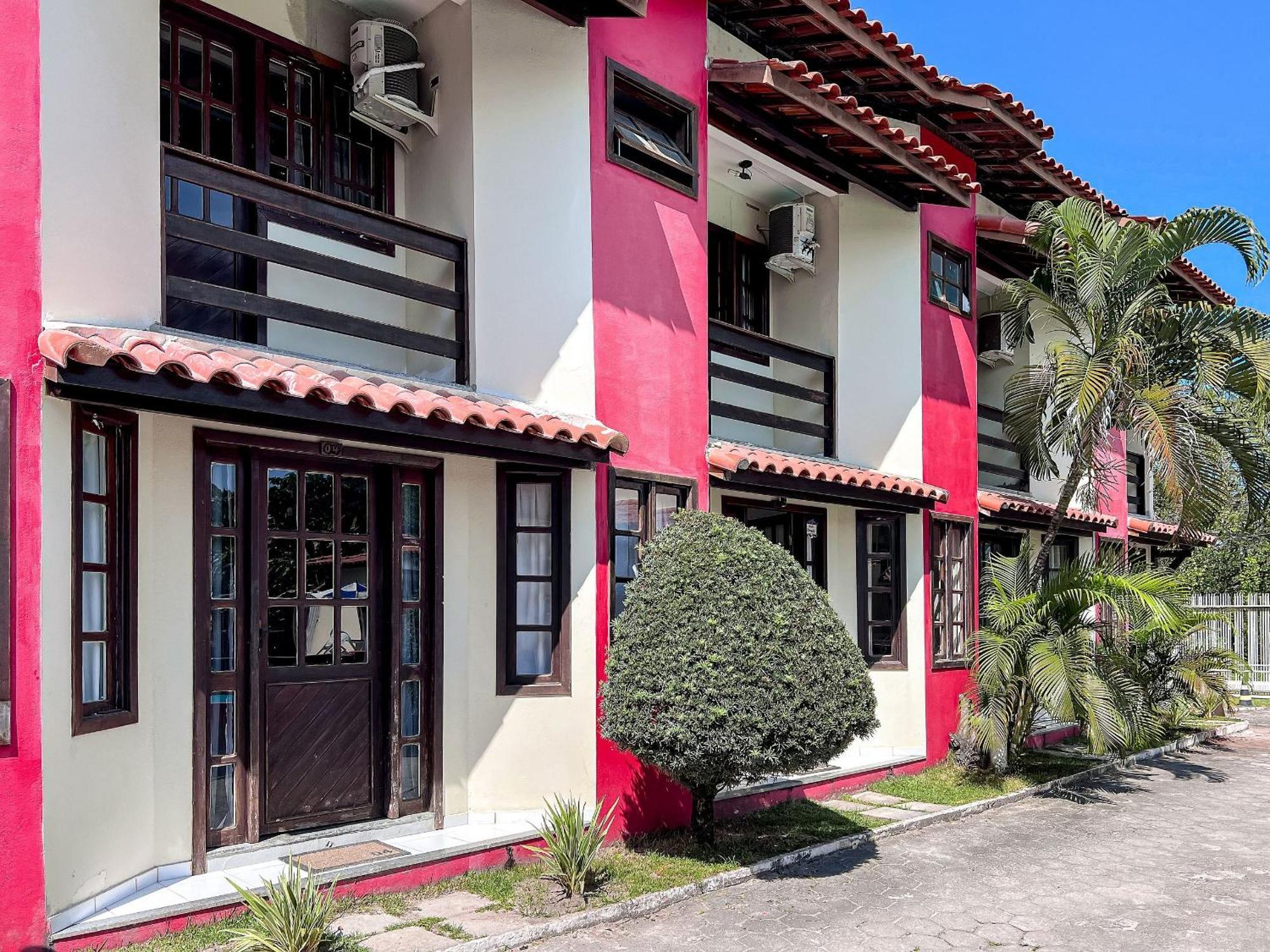 Residencial Taperapua: Beachfront Suites with Pool and High-Speed Internet Porto Seguro Exterior photo