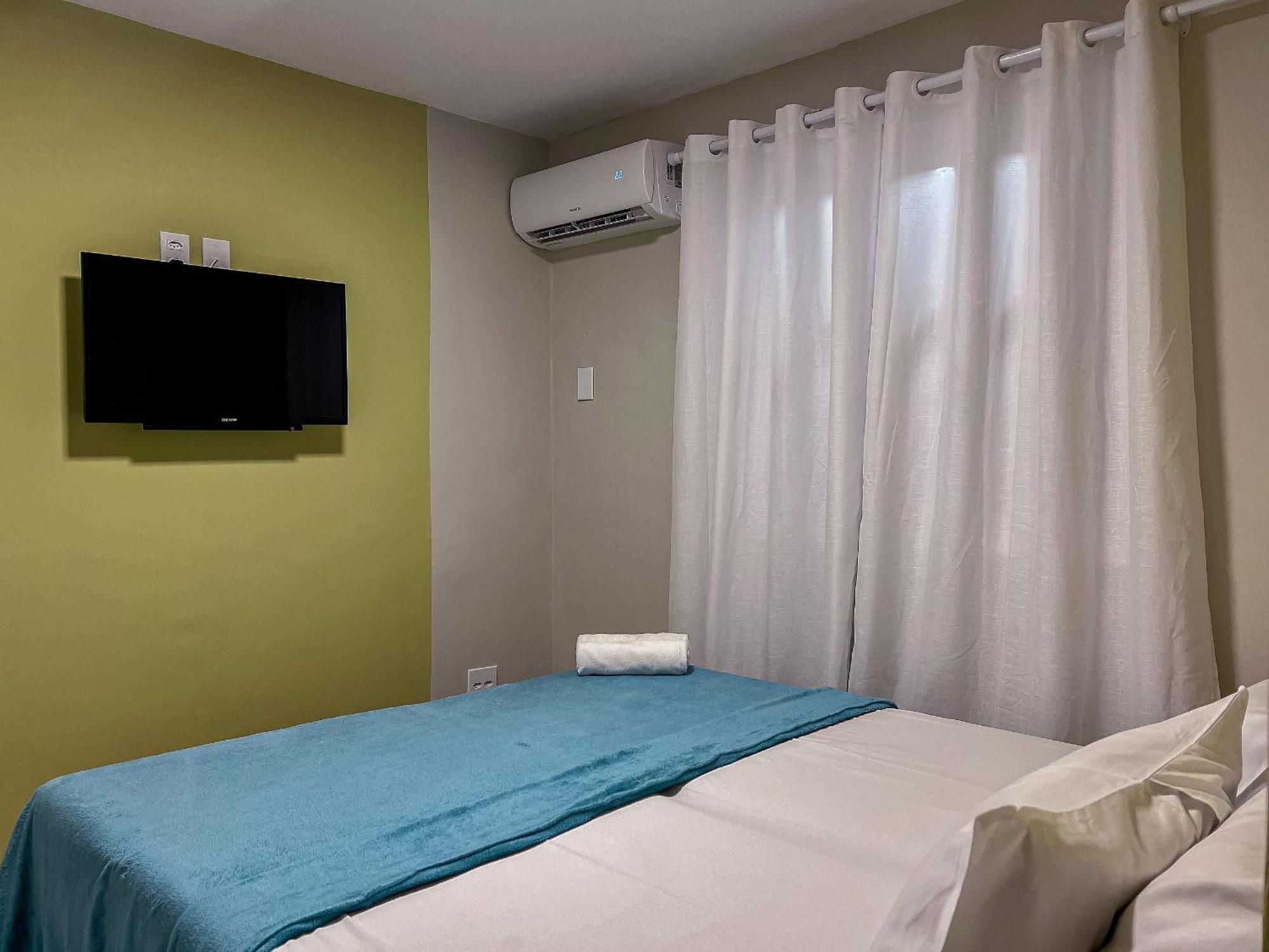 Residencial Taperapua: Beachfront Suites with Pool and High-Speed Internet Porto Seguro Exterior photo